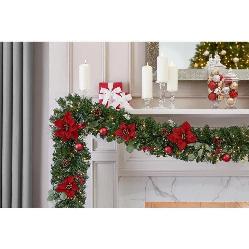 Home Accents Holiday 9 ft Prelit Berry Bliss Garland 6 Home Accents Holiday 9 ft Prelit Berry Bliss Garland - Image 4