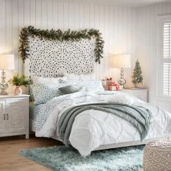 Home Accents Holiday 9 ft Prelit Sparkling Amelia Garland -HOME ACCENTS HOLIDAY Shop home accents holiday christmas garland gt90m2r70c02 c3 1000