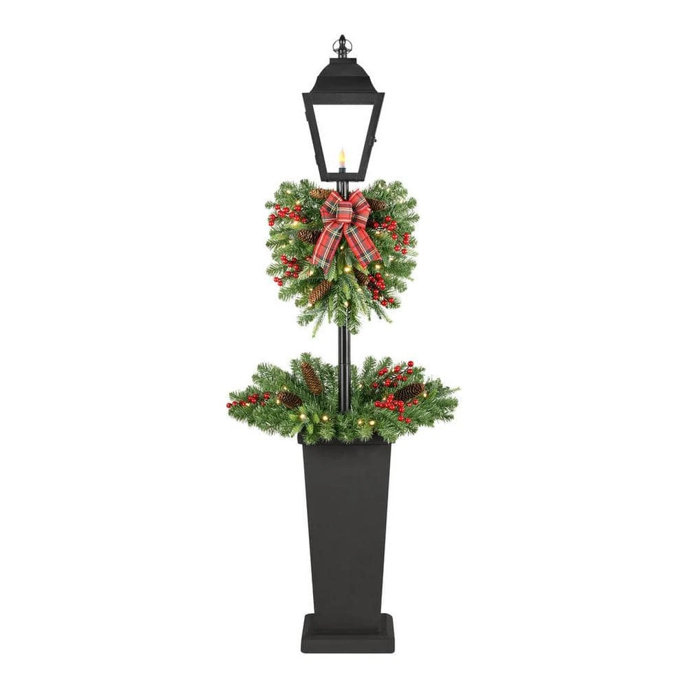 Home Accents Holiday 5 ft Spruce Lantern Potted Christmas Tree 3 Home Accents Holiday 5 ft Spruce Lantern Potted Christmas Tree
