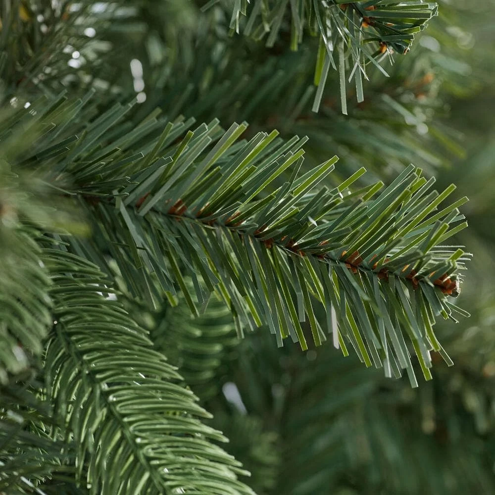 Home Accents Holiday 6.5 ft Festive Pine Christmas Tree 6 Home Accents Holiday 6.5 ft Festive Pine Christmas Tree - Image 4