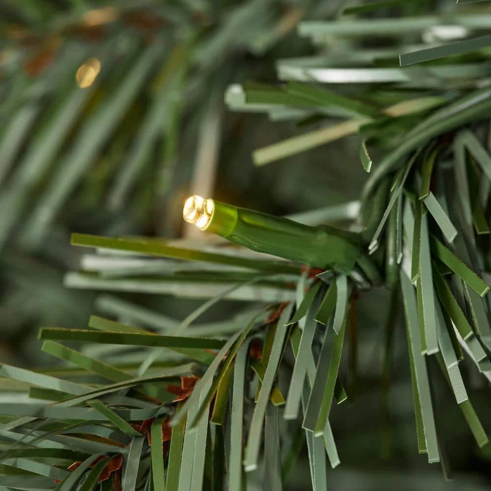 Home Accents Holiday 7.5 ft Festive Pine Christmas Tree 6 Home Accents Holiday 7.5 ft Festive Pine Christmas Tree - Image 4