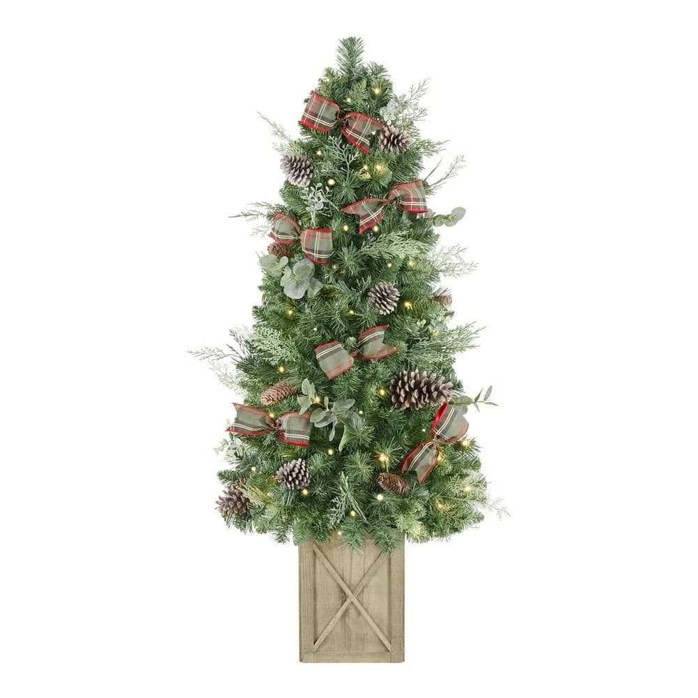 Home Accents Holiday 4.5 ft Woodmore Pine Potted Christmas Tree 3 Home Accents Holiday 4.5 ft Woodmore Pine Potted Christmas Tree