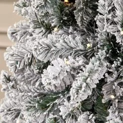 Home Accents Holiday 7.5 ft Alta Flocked Christmas Tree -HOME ACCENTS HOLIDAY Shop pre lit christmas trees 22gu75002 40 1000